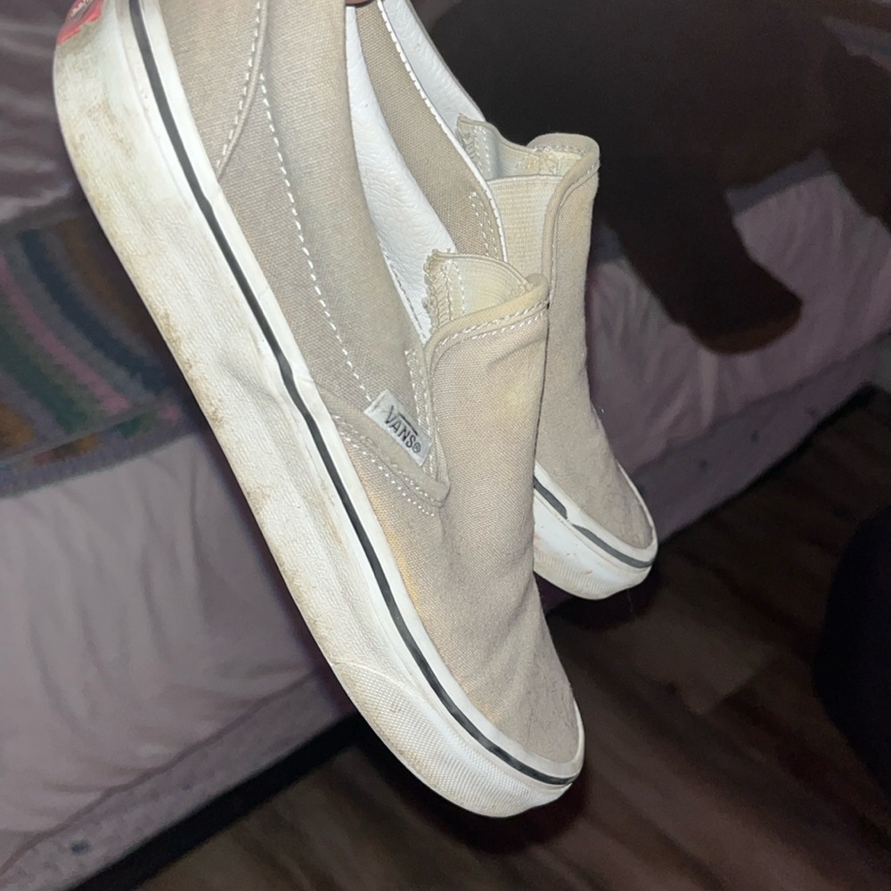 grey vans
